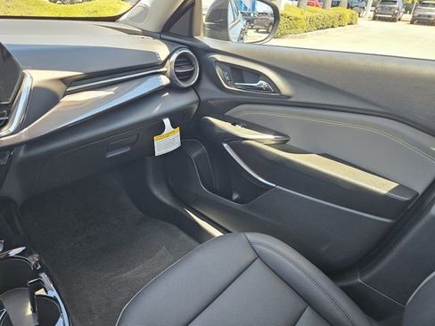 New 2026 Chevrolet Trax ACTIV w/ Driver Confidence Package FWD image 9