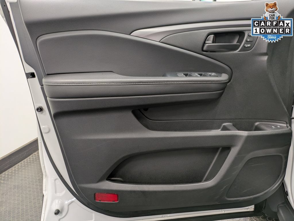 Certified 2023 Honda Passport EX-L image 8