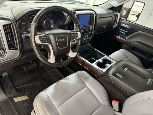 Used 2018 GMC Sierra 2500 SLT w/ Duramax Plus Package image 10