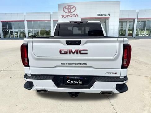 Used 2024 GMC Sierra 1500 AT4 w/ Technology Package AWD/4WD image 8