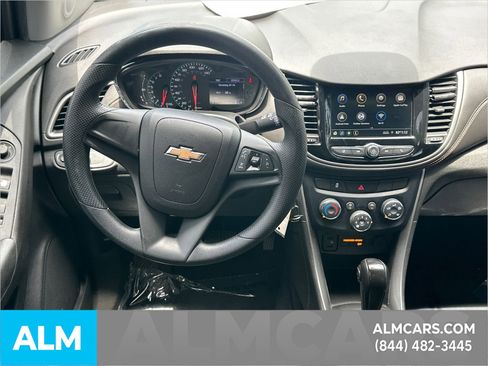 Used 2019 Chevrolet Trax LS FWD image 26