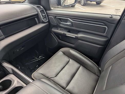 Used 2023 RAM 1500 Laramie AWD/4WD image 16