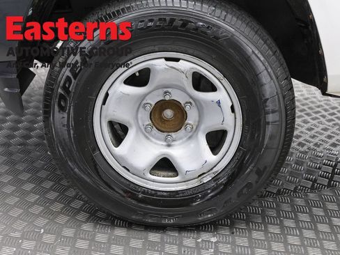 Used 2020 Toyota Tacoma SR RWD image 29