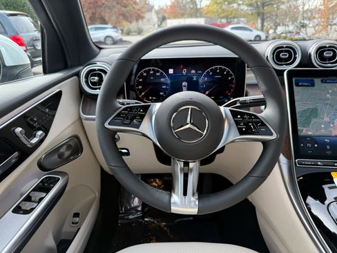 Used 2026 Mercedes-Benz GLC 300 GLC 300 image 14