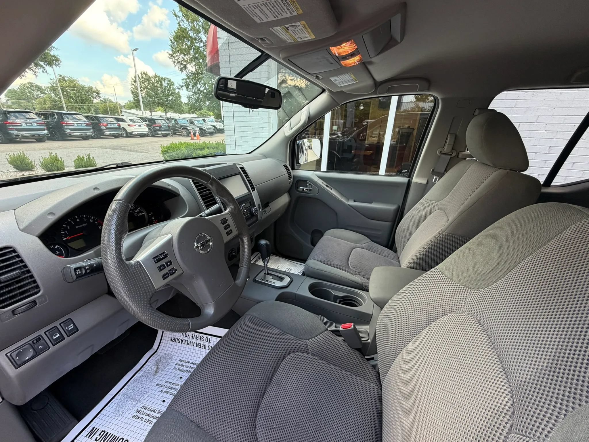 Used 2020 Nissan Frontier SV w/ Midnight Edition Floor Mats AWD/4WD image 19