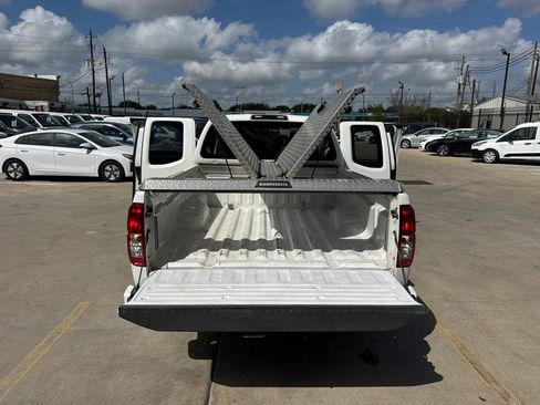 Used 2018 Nissan Frontier S image 28