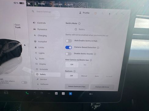 Used 2023 Tesla Model Y Long Range image 40