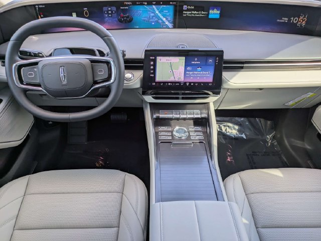 New 2026 Lincoln Nautilus Premier w/ Jet Appearance Package AWD/4WD image 15