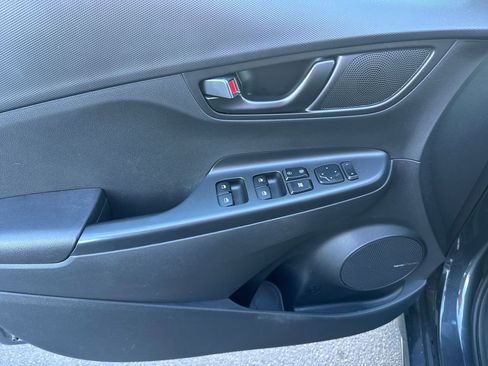 Used 2022 Hyundai Kona N Line w/ Tech Package FWD image 9