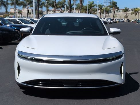 Used 2024 Lucid Air Touring AWD/4WD image 3