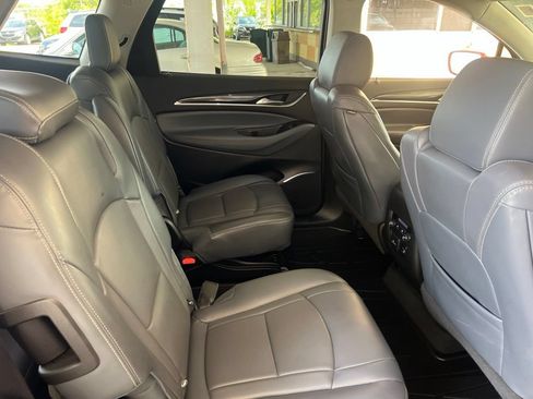 Used 2018 Buick Enclave Essence w/ Trailering Package AWD/4WD image 13