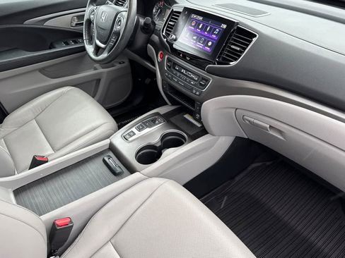 Used 2023 Honda Ridgeline RTL-E image 16