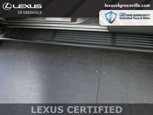 Used 2023 Lexus GX 460 Luxury w/ Accessory Package image 9