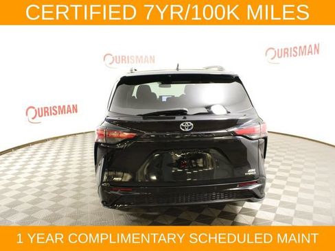 Used 2023 Toyota Sienna XSE w/ XSE Plus Package AWD/4WD image 8