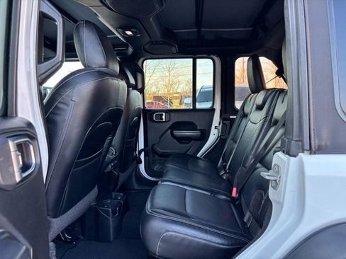 Used 2018 Jeep Wrangler Unlimited Sport S image 10