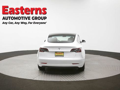 Used 2023 Tesla Model 3 Standard Range image 38