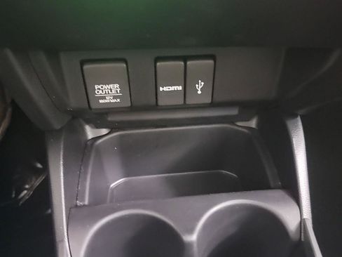 Used 2015 Honda Fit EX image 29