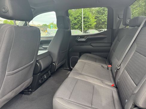Certified 2023 Chevrolet Silverado 1500 LT AWD/4WD image 15