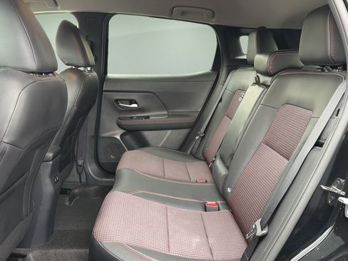 Certified 2025 Nissan Kicks SR FWD image 18