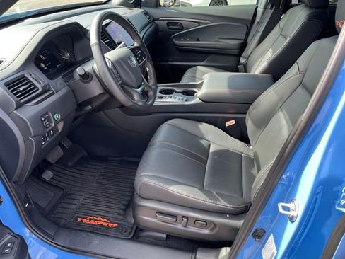 Certified 2024 Honda Passport TrailSport image 3