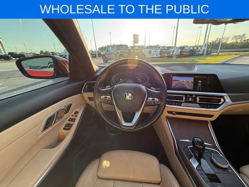 Used 2021 BMW 330i Sedan w/ Convenience Package RWD image 13