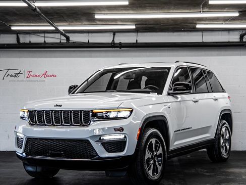 Used 2023 Jeep Grand Cherokee 4WD 4xe image 1