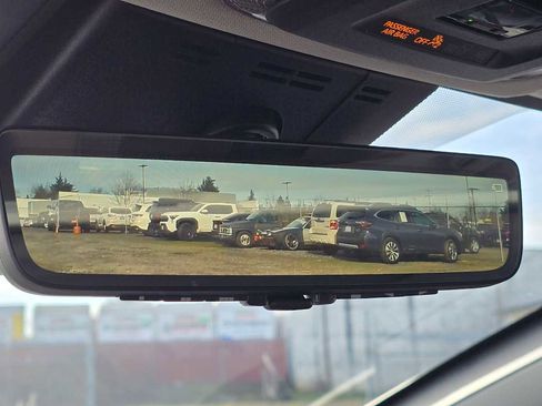 New 2025 Toyota Prius XSE Premium image 34