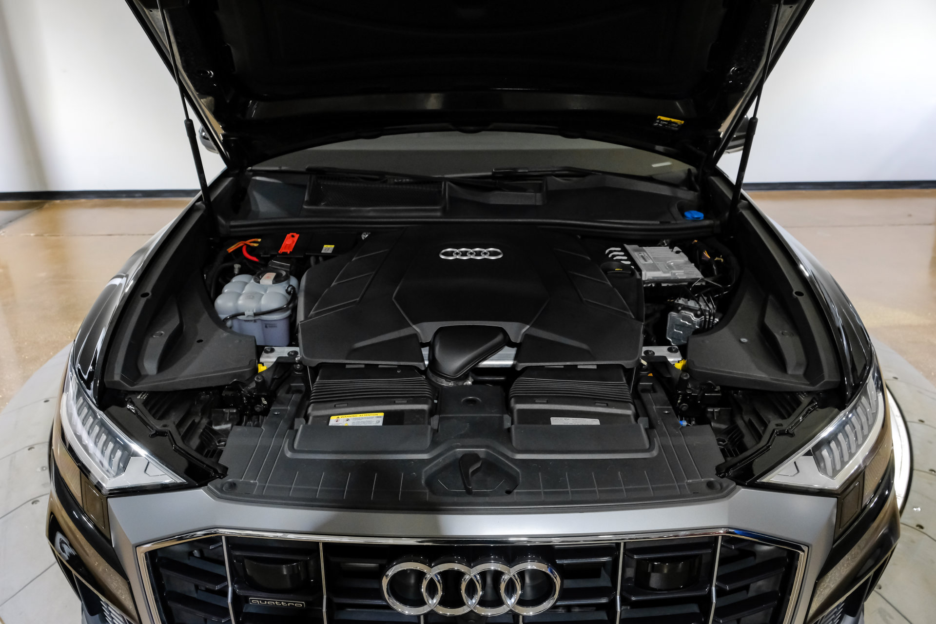 Used 2023 Audi Q8 Premium Plus w/ Premium Plus Package AWD/4WD image 53