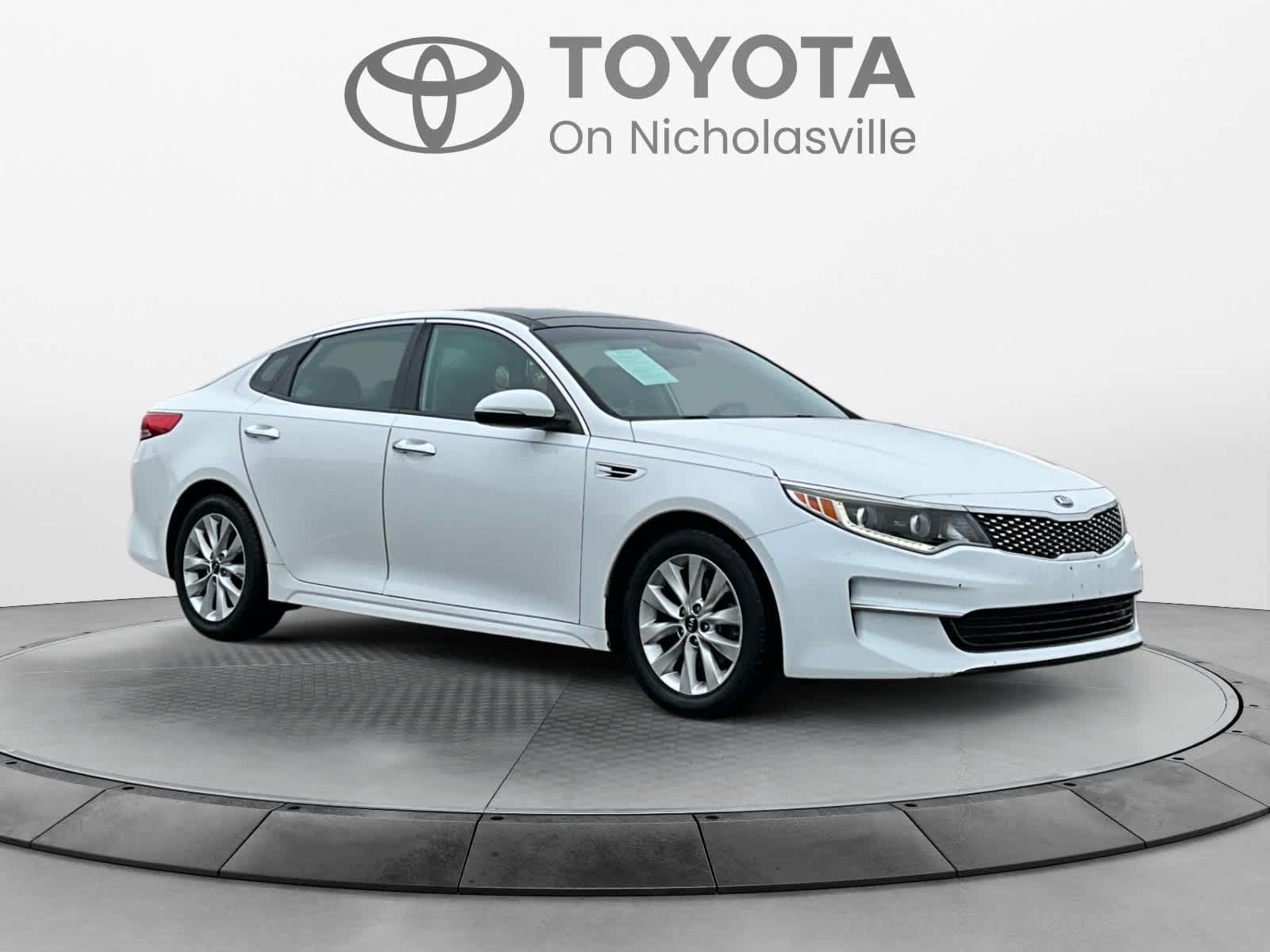 Used 2016 Kia Optima EX w/ Premium Package FWD image 7