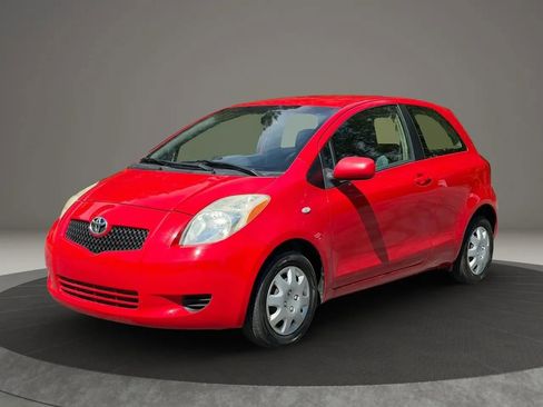 Used 2007 Toyota Yaris 2-Door Hatchback FWD image 1