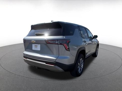 Used 2025 Chevrolet Equinox LT FWD image 14