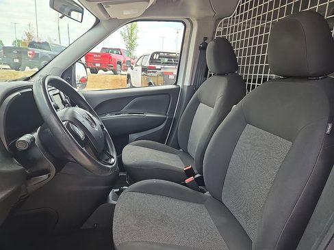 Used 2020 RAM ProMaster City Tradesman FWD image 11