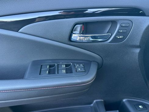 New 2026 Honda Ridgeline Black Edition image 11