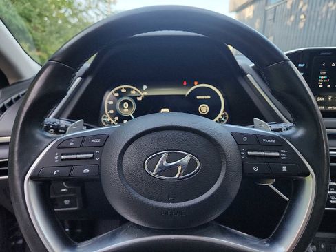 Used 2022 Hyundai Sonata Limited image 19