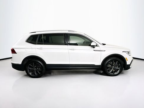 Used 2023 Volkswagen Tiguan SE FWD image 10