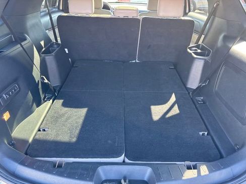 Used 2018 Ford Explorer Limited w/ Equipment Group 301A image 28