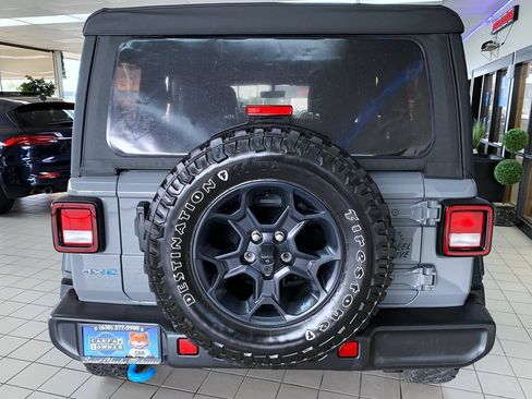 Used 2023 Jeep Wrangler Unlimited w/ Cold Weather Group AWD/4WD image 6