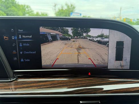 Used 2021 Cadillac Escalade ESV Premium Luxury AWD/4WD image 24