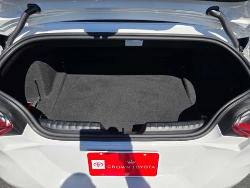 Used 2024 BMW Z4 M40i w/ Premium Package RWD image 14