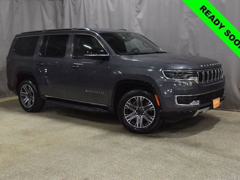 Certified 2024 Jeep Wagoneer Series II w/ Flexible Seating Group AWD/4WD image 4