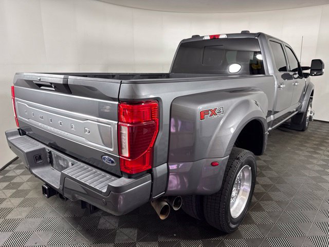 Used 2022 Ford F450 Limited w/ FX4 Off-Road Package AWD/4WD image 3