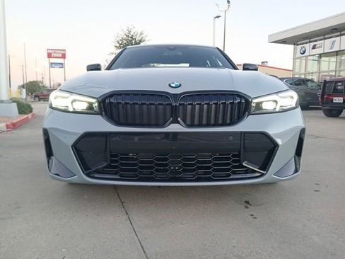New 2026 BMW 330i Sedan w/ M Sport Package image 2