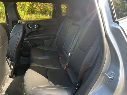 New 2026 Jeep Compass Limited w/ Sun, Sound & Navigation Group image 17