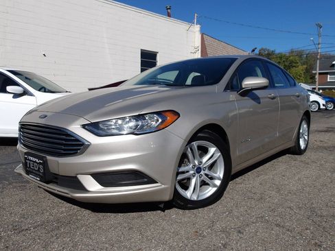 Used 2018 Ford Fusion S FWD image 38