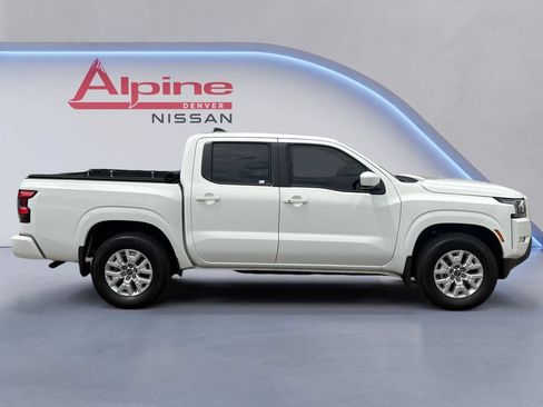 Used 2024 Nissan Frontier SV w/ SV Convenience Package AWD/4WD image 6