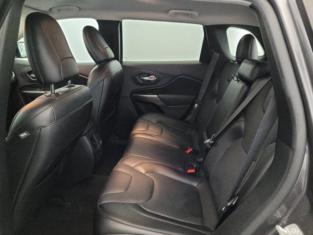 Used 2020 Jeep Cherokee Limited AWD/4WD image 18
