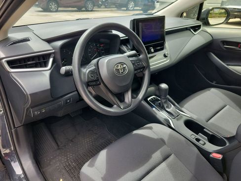 Used 2025 Toyota Corolla LE w/ Convenience Package image 15