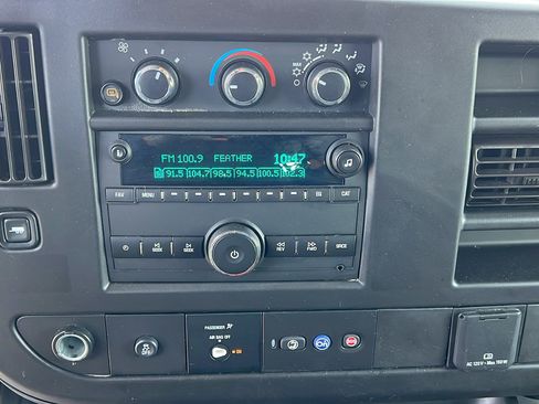 Certified 2024 GMC Savana 2500 w/ Driver Convenience Package RWD image 18