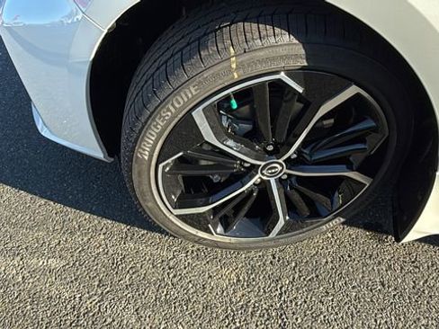 New 2025 Nissan Altima 2.5 SR image 10