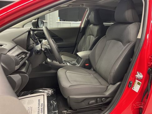 Used 2024 Subaru Crosstrek 2.0i Premium image 11
